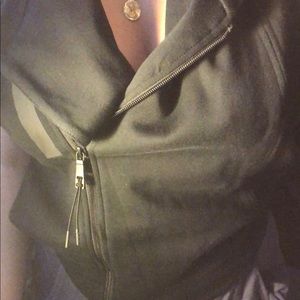 Black nike hooded vest